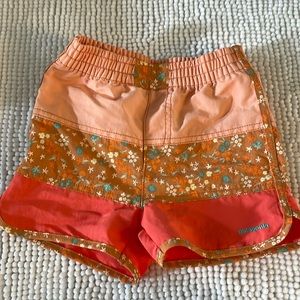 Patagonia Baby board-shorts size 5 New without tags